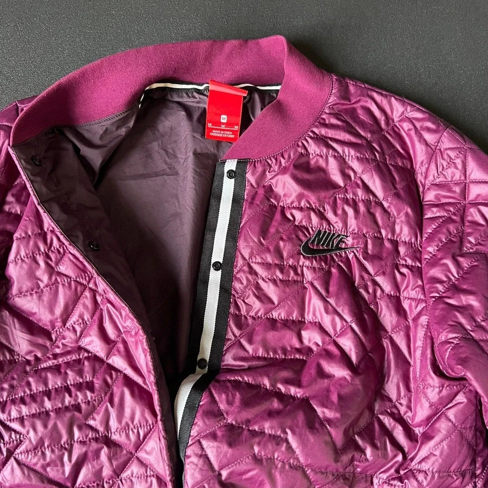 Nike Quilted Bomber Jacket Snap Front Women M Sporty Athleisure Transitional